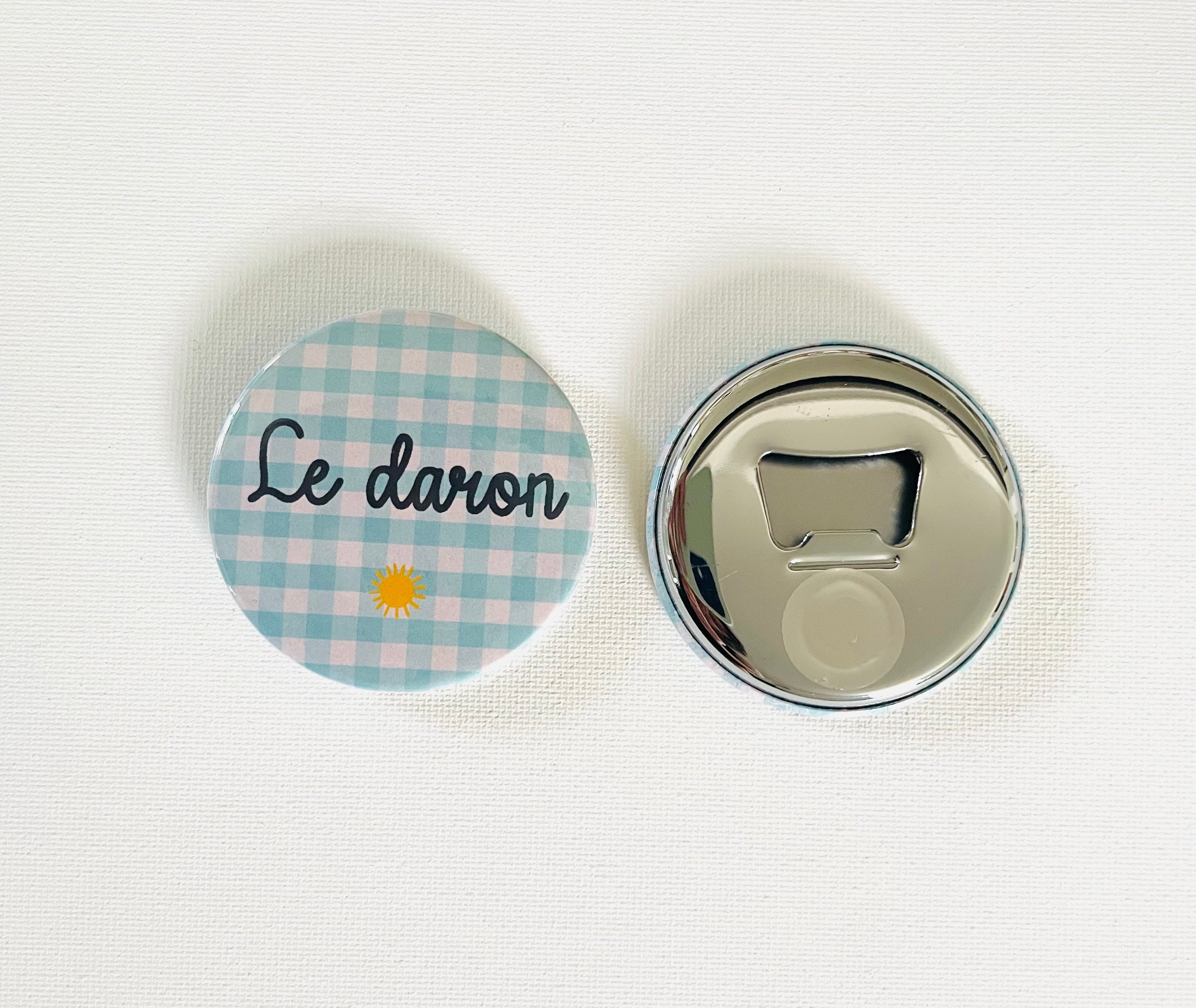 Badge Aimant Décapsuleur Personnalisé – cadeau personnalisé
