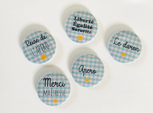 Badge Aimant Décapsuleur Personnalisé – cadeau personnalisé